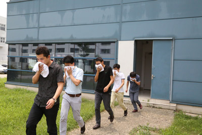 山美举办2015年度消防演习