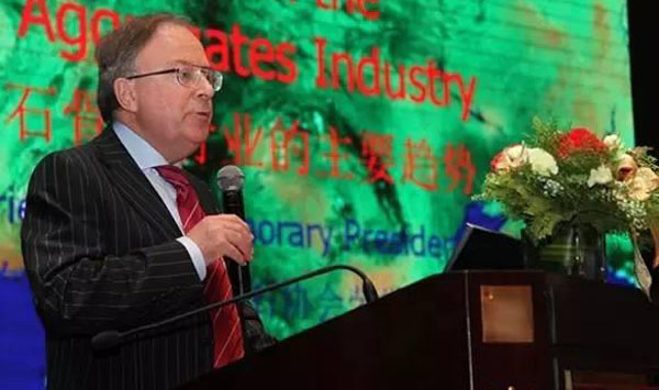 山美荣获2016年度砂石骨料行业创新企业奖