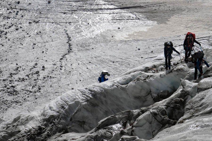 骄傲！山美股份欧洲员工勇攀欧洲第一峰-厄尔布鲁士峰