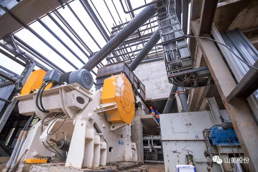 山美股份华新水泥（景洪）石灰石骨料生产线及精品制砂楼EPC项目调试成功