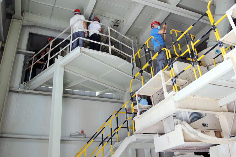 共同发展 合作共赢｜上海山美股份子公司承建的邢台中联精品制砂楼喜迎第七届全国砂石骨料行业科技大会部分参会代表参观