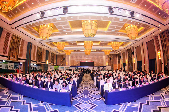 上海山美股份承建的湖南长沙建筑固废绿色循环再利用项目喜迎“2021全国建筑垃圾资源化利用高层论坛”参会代表参观考察