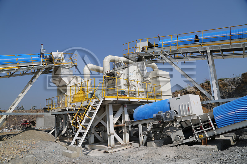 竞速体育app与反击式破碎机的区别表现在哪些方面？